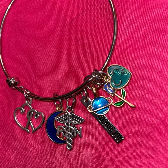 Lyfe - Picture 3 of 4